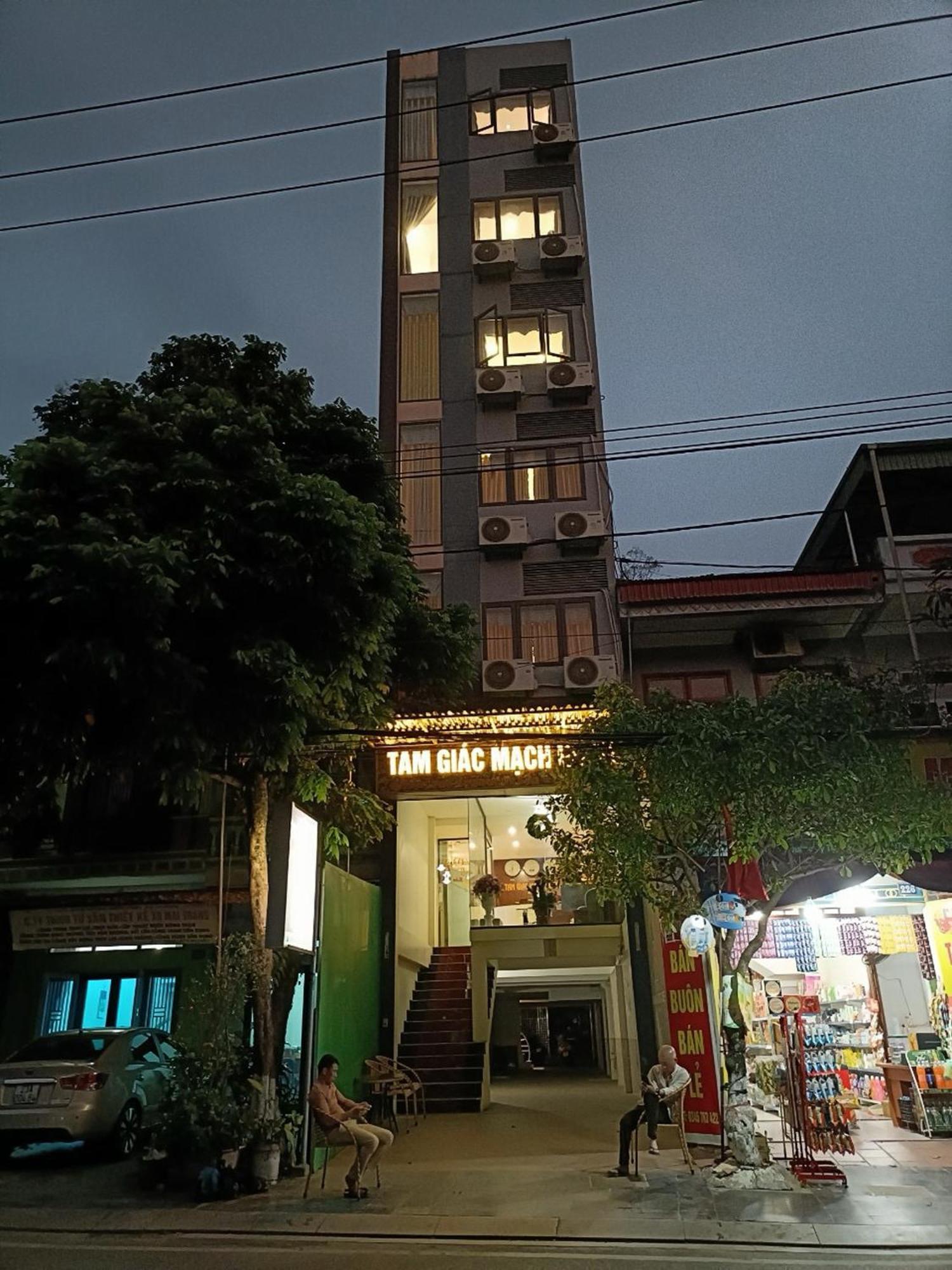 Tam Giac Mach Hotel Ha Giang Exteriör bild